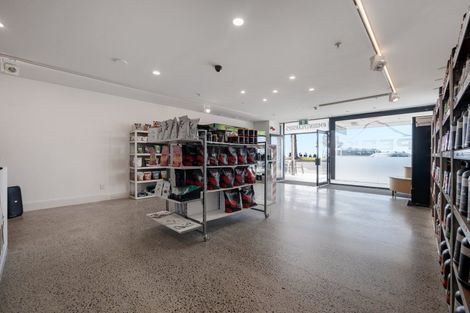 Photo of property in Oceanside Tower 1, 2/2a Marine Parade, Mount Maunganui, 3116