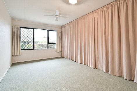 Photo of property in 2/36 Bristol Crescent, Flaxmere, Hastings, 4120