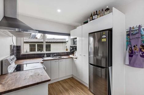 Photo of property in 15a Melleray Place, Randwick Park, Auckland, 2105