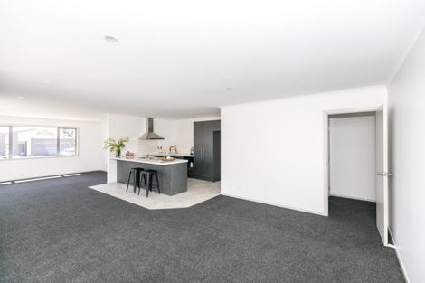 Photo of property in 6 Mana Drive, Baverstock, Hamilton, 3200