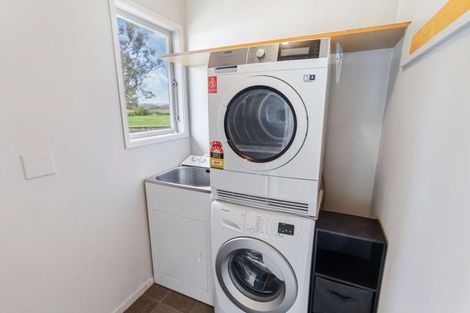 Photo of property in 69 Aquarius Drive, Kawaha Point, Rotorua, 3010