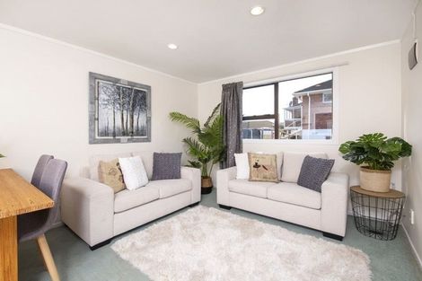 Photo of property in 43 Aurea Avenue, Pakuranga, Auckland, 2010