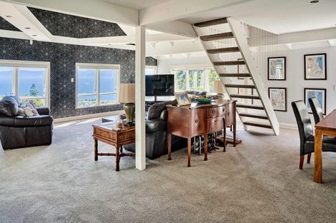 Photo of property in 55 Rona Street, Eastbourne, Lower Hutt, 5013