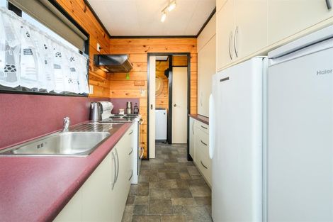 Photo of property in 1 Oldfield Place, Bulls, 4818