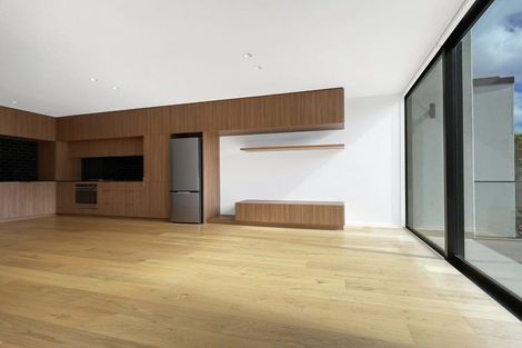 Photo of property in 17 Jean Caldwell Way, Island Bay, Wellington, 6023