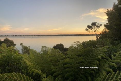 Photo of property in 47 Chatham Avenue, Paremoremo, Auckland, 0632