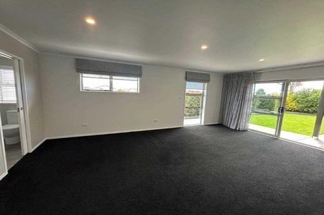 Photo of property in 30 Cupples Street, Papamoa Beach, Papamoa, 3118