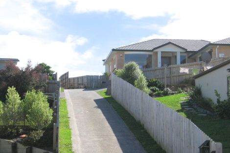 Photo of property in 4 Trotting Terrace, Fairview Heights, Auckland, 0632