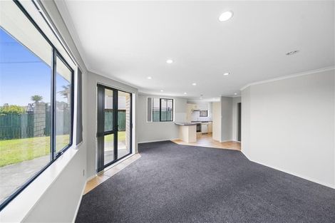 Photo of property in 14 Frederick Reece Drive, The Gardens, Auckland, 2105