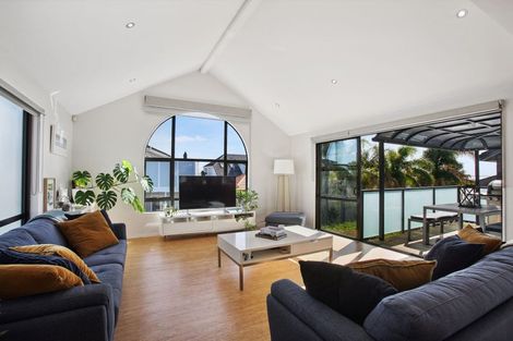 Photo of property in 21 Waller Avenue, Bucklands Beach, Auckland, 2012
