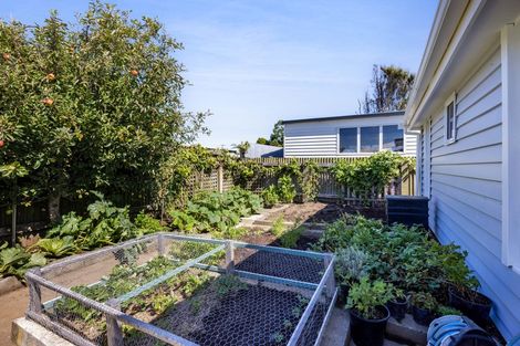 Photo of property in 38 Cameron Street, Hawera, 4610