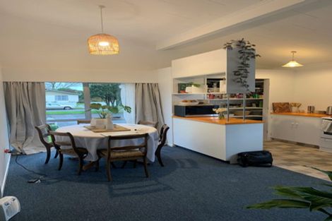 Photo of property in 53 John F Kennedy Drive, Milson, Palmerston North, 4414