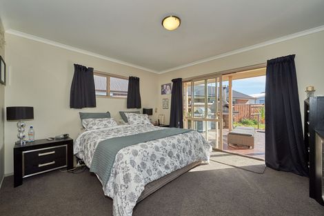 Photo of property in 25 Masefield Terrace, Kelvin Grove, Palmerston North, 4414