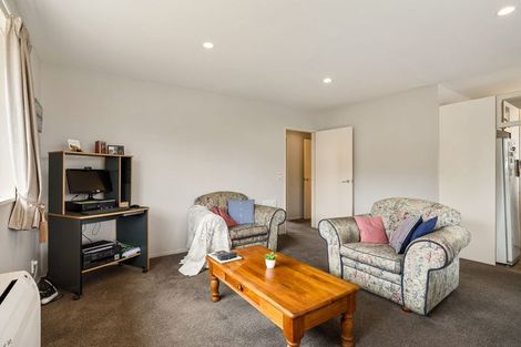 Photo of property in 1a Blue Gum Place, New Brighton, Christchurch, 8083