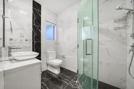 Photo of property in 8 Moville Drive, Flat Bush, Auckland, 2019