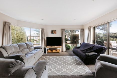 Photo of property in 5 Evansbel Place, Papamoa Beach, Papamoa, 3118