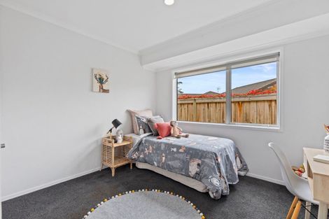 Photo of property in 174 Oteki Park Drive, Welcome Bay, Tauranga, 3112