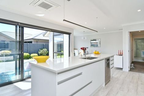 Photo of property in 7 Flynn Lane, Halswell, Christchurch, 8025