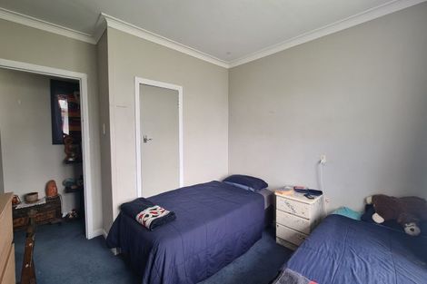 Photo of property in 10 Tennyson Street, Opunake, 4616