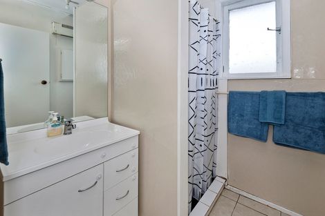 Photo of property in 14 Orchard Rise, Rosehill, Papakura, 2113