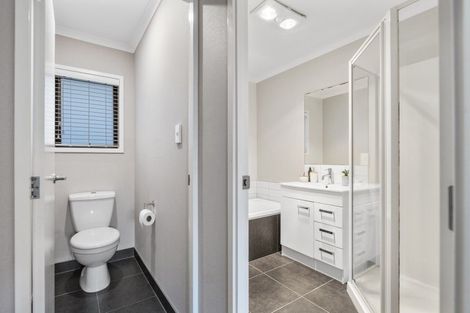 Photo of property in 62a Links Avenue, Mount Maunganui, 3116