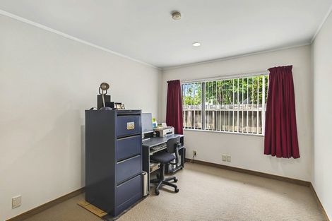 Photo of property in 44 Hadleigh Court, Paraparaumu, 5032