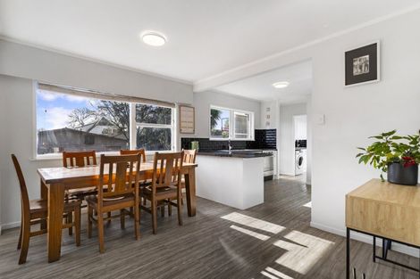 Photo of property in 16 Ashdown Place, Pahurehure, Papakura, 2113