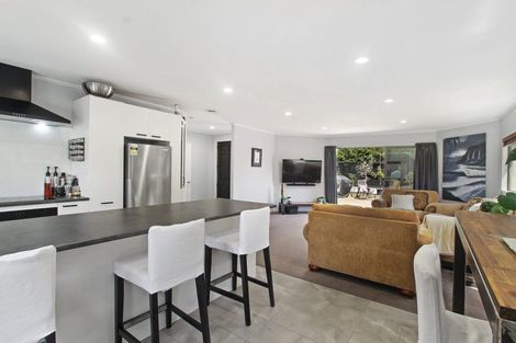 Photo of property in 33a Makora Road, Massey, Auckland, 0614