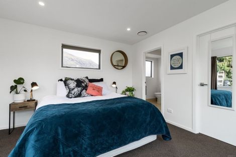 Photo of property in 14 Cone Peak Close, Lake Hayes, Queenstown, 9304