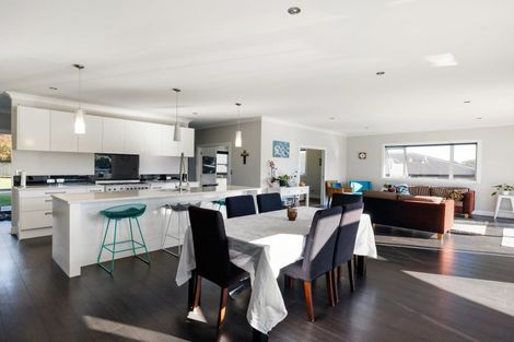 Photo of property in 18 Bos Crescent, Flagstaff, Hamilton, 3210