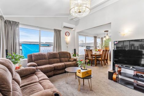 Photo of property in 55 Pallant Street, Manurewa, Auckland, 2102