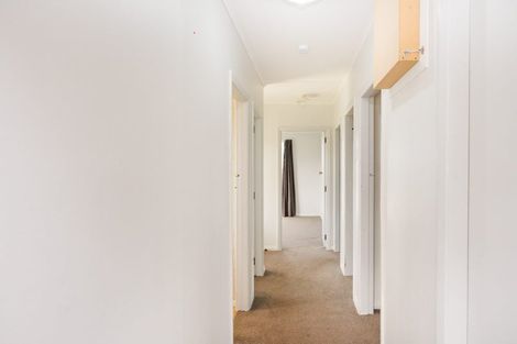 Photo of property in 33 Holland Crescent, Bulls, 4818