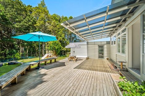 Photo of property in 34 Awanui Crescent, Matakana, Warkworth, 0985