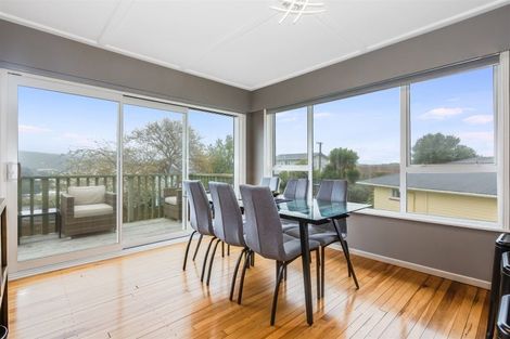 Photo of property in 22 Ernest Street, Ranui, Porirua, 5024