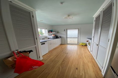 Photo of property in 27 Glen Avenue, Papatoetoe, Auckland, 2025