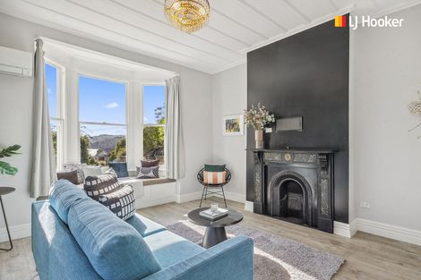 Photo of property in 52 Sutherland Street, Dunedin Central, Dunedin, 9016