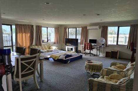 Photo of property in 15 Wiltshire Drive, Huntington, Hamilton, 3210