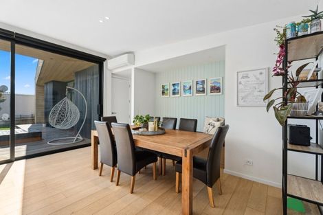 Photo of property in 2b Stackbrae Avenue, Wanaka, 9305