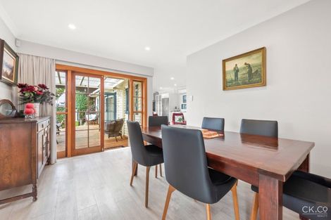 Photo of property in 4 Lockett Street, Waterloo, Lower Hutt, 5011