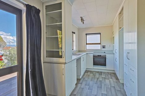 Photo of property in 11a Campbell Street, Havelock North, 4130