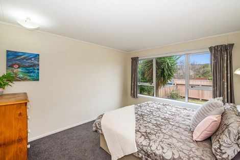 Photo of property in 97a Hillcrest Road, Raumati Beach, Paraparaumu, 5032