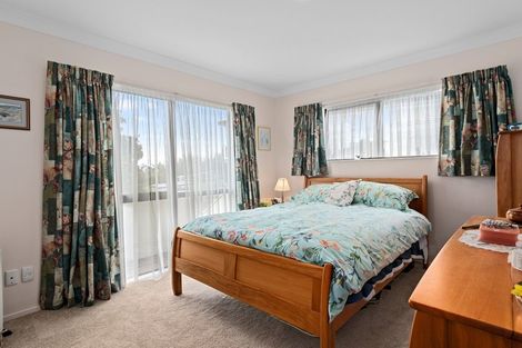 Photo of property in 19 Mcdonnell Street, Omokoroa, 3114