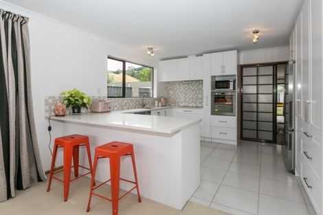 Photo of property in 27 Surrey Street, Taradale, Napier, 4112