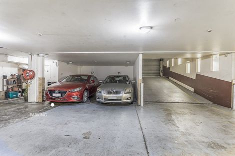 Photo of property in 1/5 Hopper Street, Mount Cook, Wellington, 6011