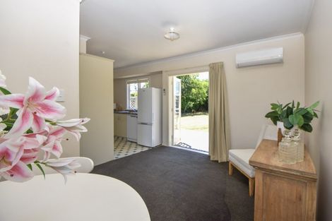 Photo of property in 15 Moreton Road, Carterton, 5713