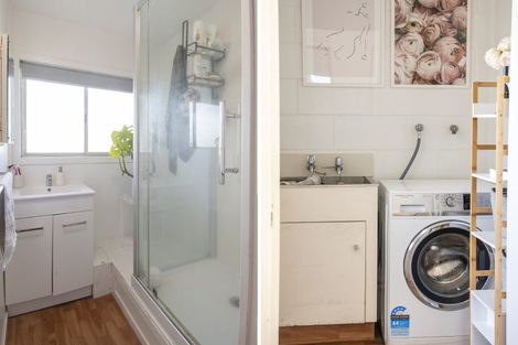 Photo of property in 350 Maunganui Road, Mount Maunganui, 3116