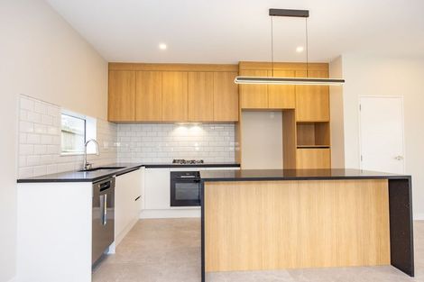 Photo of property in 34 Hellyers Street, Birkdale, Auckland, 0626