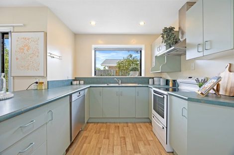 Photo of property in 91a Prestons Road, Redwood, Christchurch, 8051