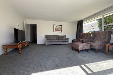 Photo of property in 2/10 Argo Place, Casebrook, Christchurch, 8051