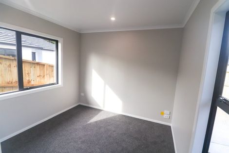 Photo of property in 2/12 Keitha Place, Glenview, Hamilton, 3206